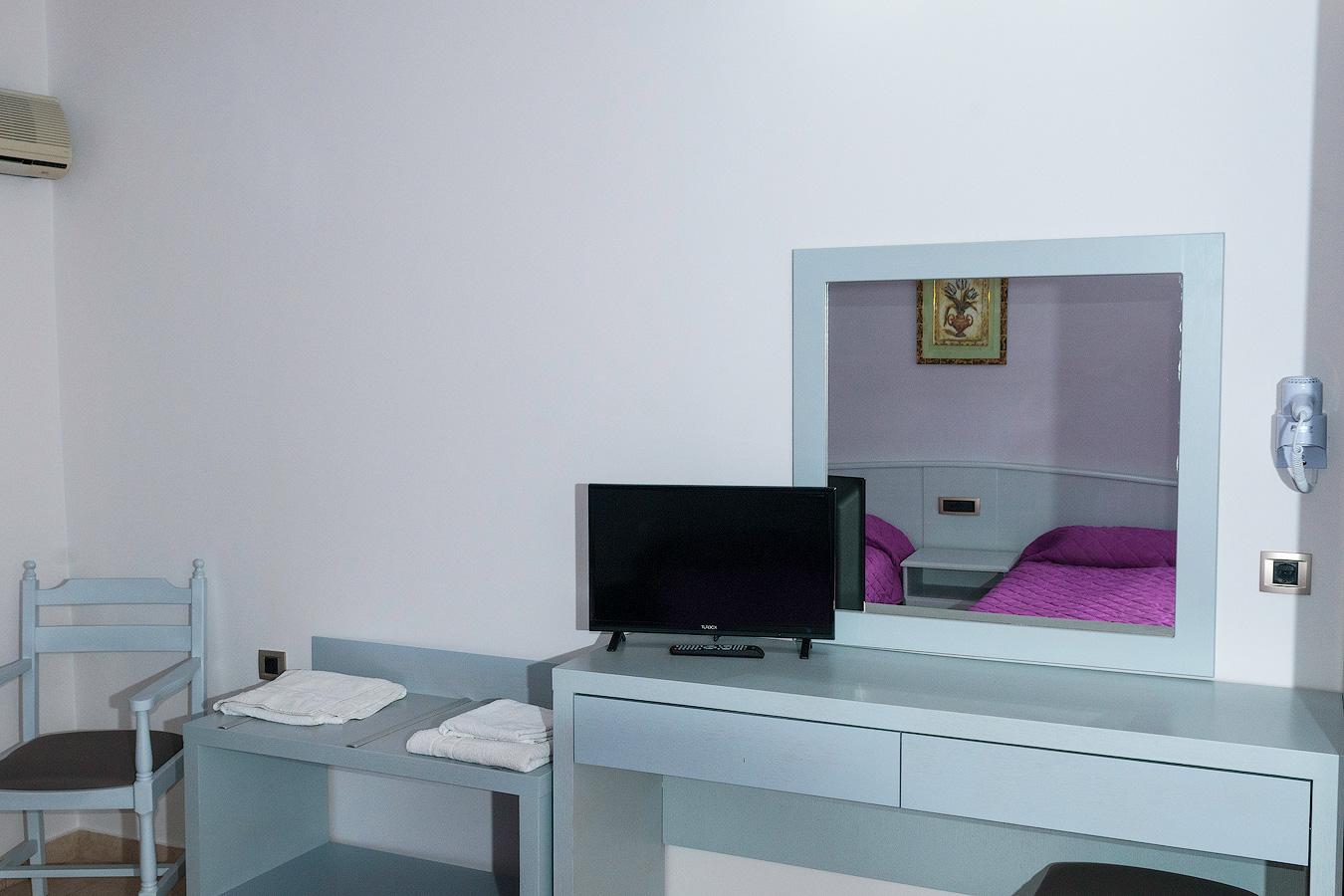 Tom & John Center Aparthotel Tsilivi  Exterior photo