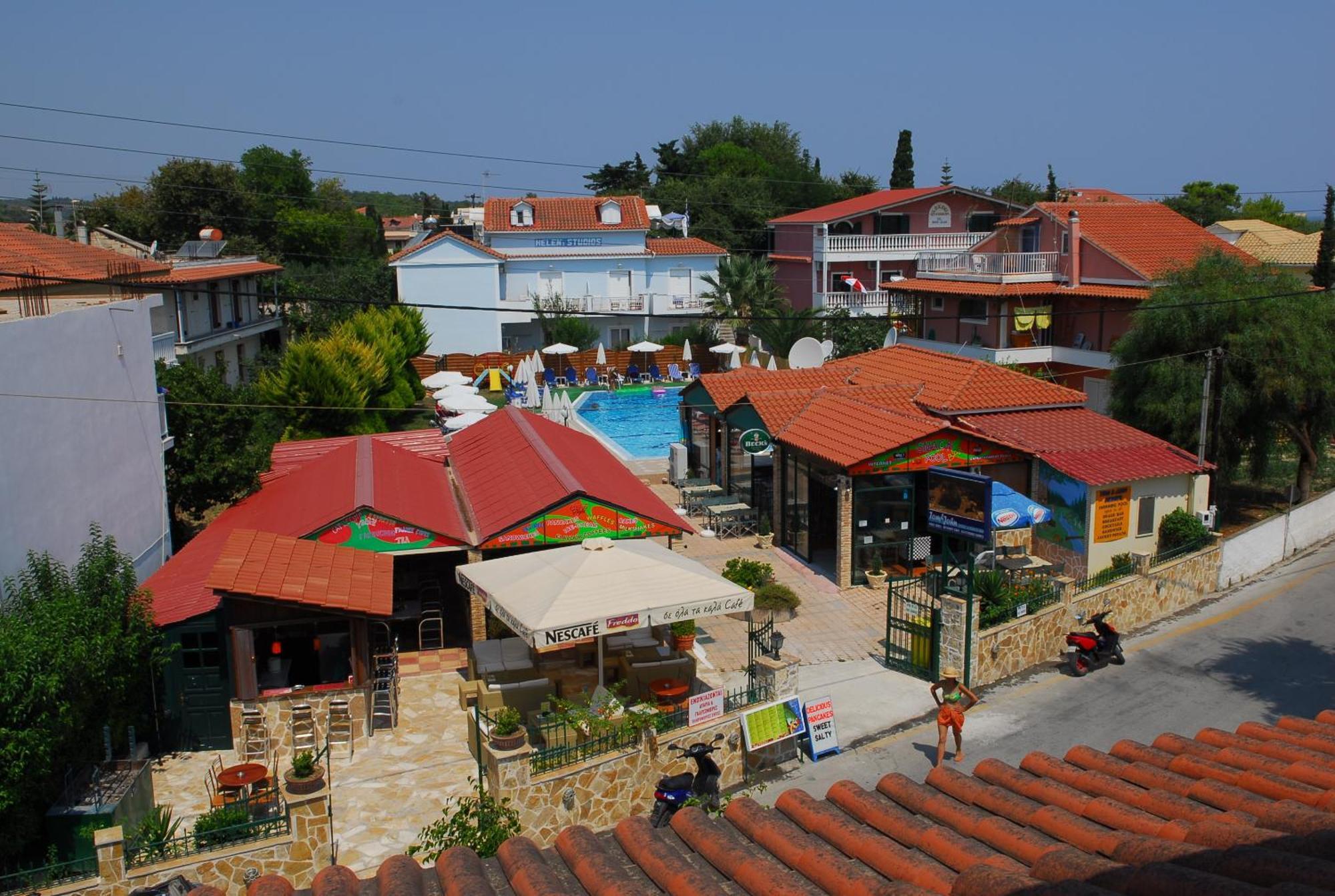 Tom & John Center Aparthotel Tsilivi  Exterior photo