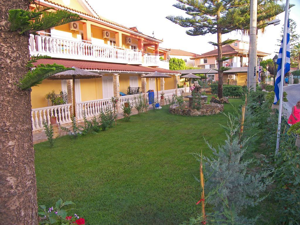 Tom & John Center Aparthotel Tsilivi  Exterior photo