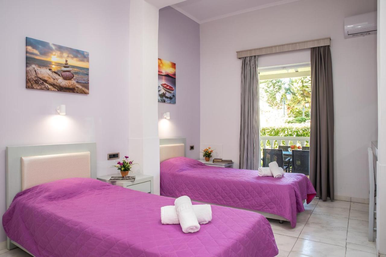 Tom & John Center Aparthotel Tsilivi  Exterior photo