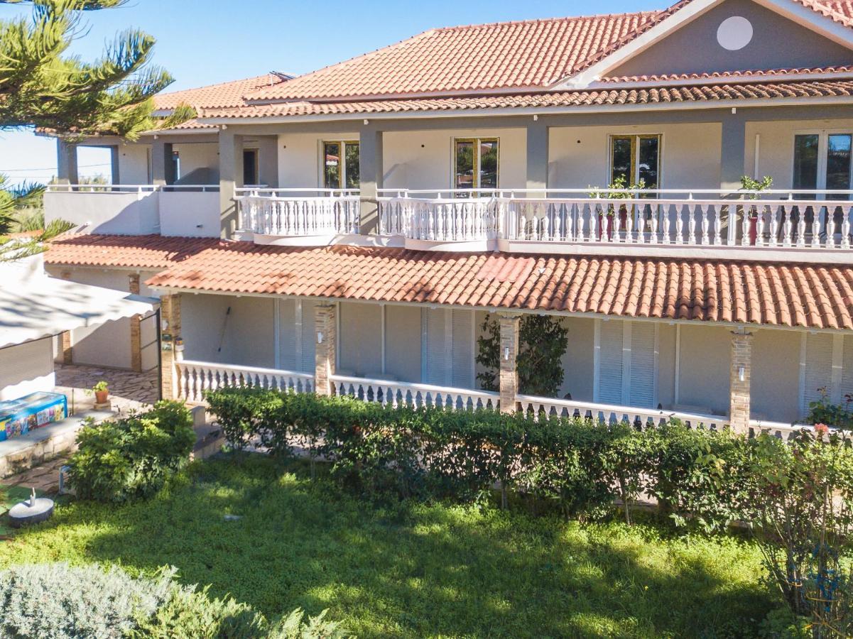 Tom & John Center Aparthotel Tsilivi  Exterior photo