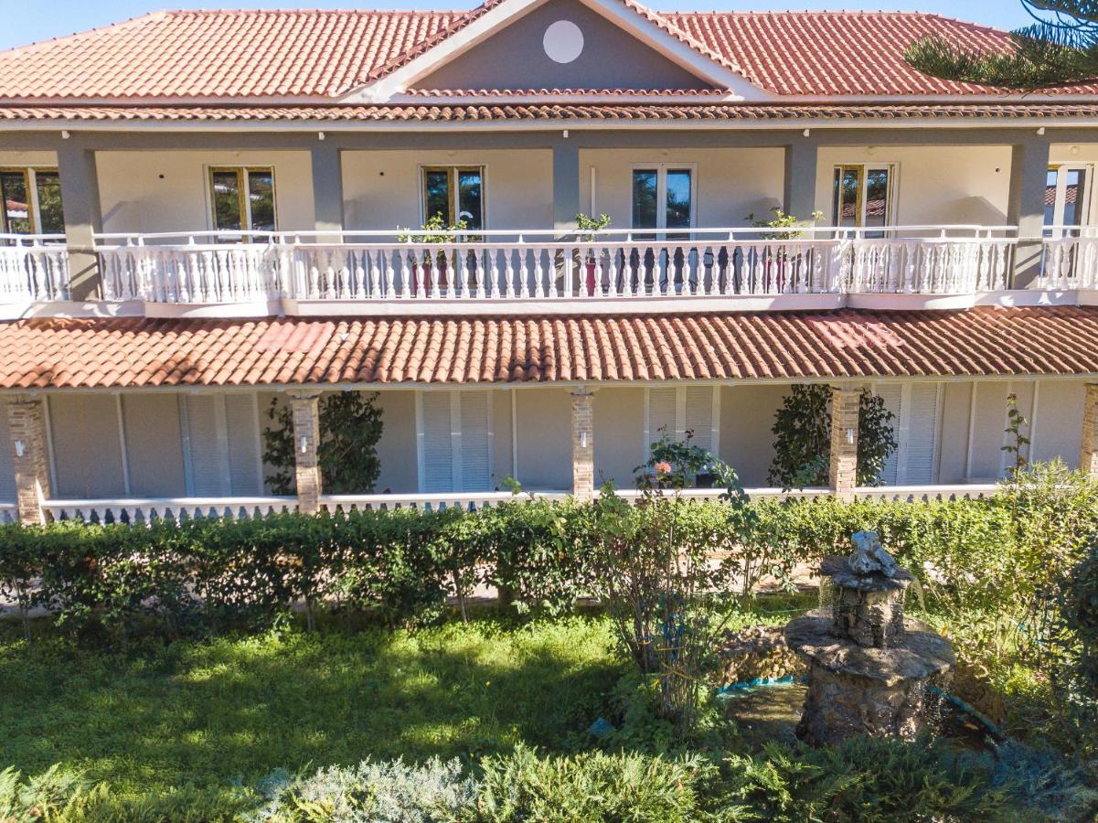 Tom & John Center Aparthotel Tsilivi  Exterior photo